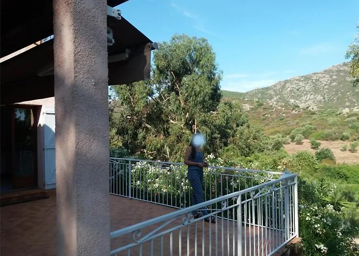 A 500 M De La Villa Saint-Florent (Corsica)