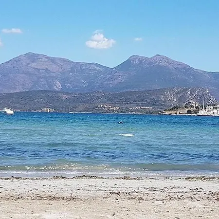 à 500 M De La Saint-Florent (Corsica)