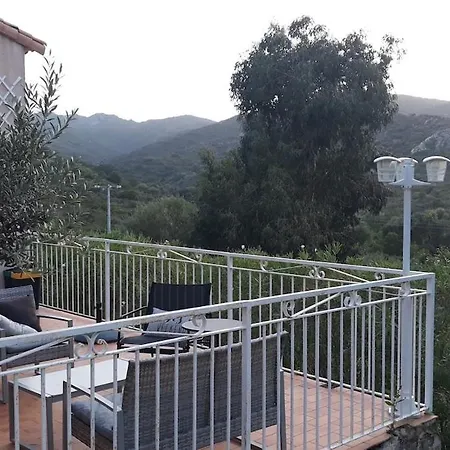 A 500 M De La * Saint-Florent (Corsica)