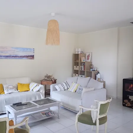 A 500 M De La ヴィラ