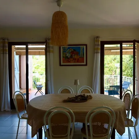 à 500 M De La Villa Saint-Florent (Corsica)