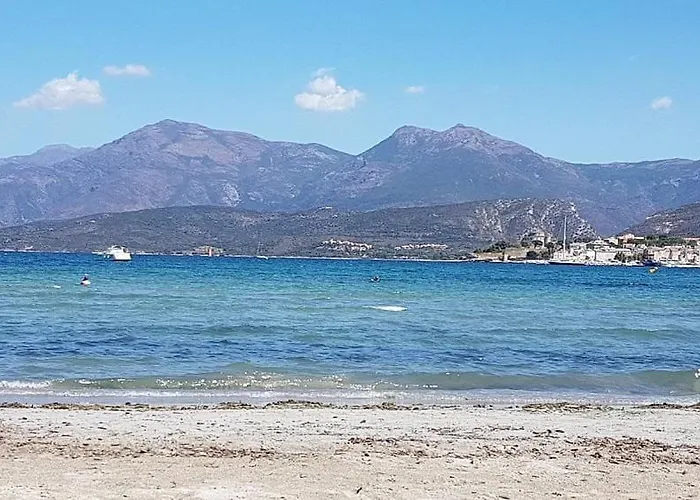 A 500 M De La Saint-Florent (Corsica)
