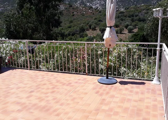 A 500 M De La * Saint-Florent (Corsica)